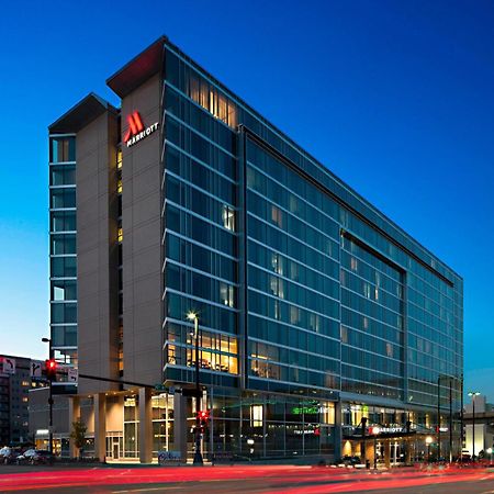 Hotel Omaha Marriott Downtown At The Capitol District Exterior foto